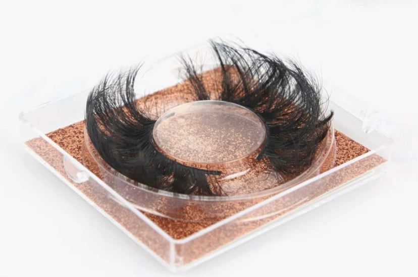 Extra Voluminous lashes